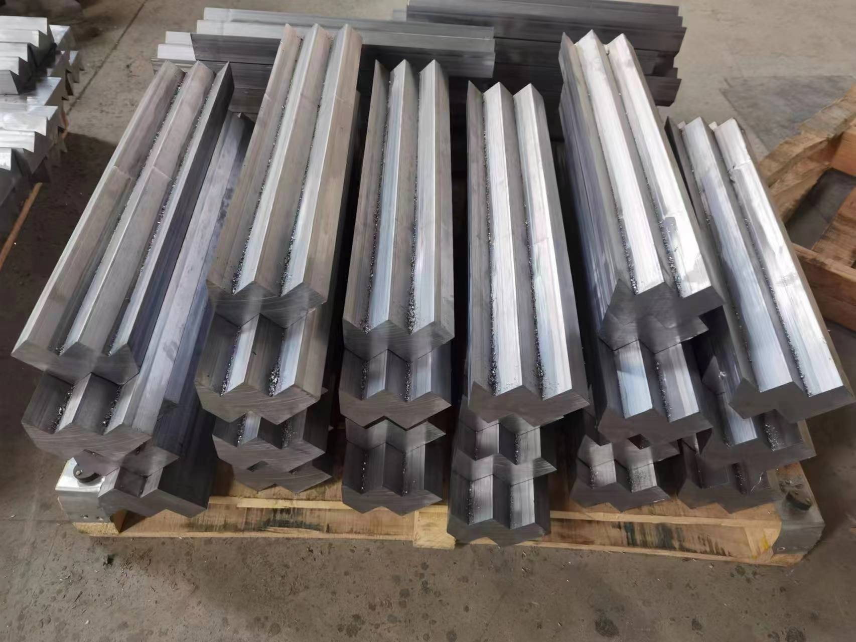 南宁铅棒安装方法